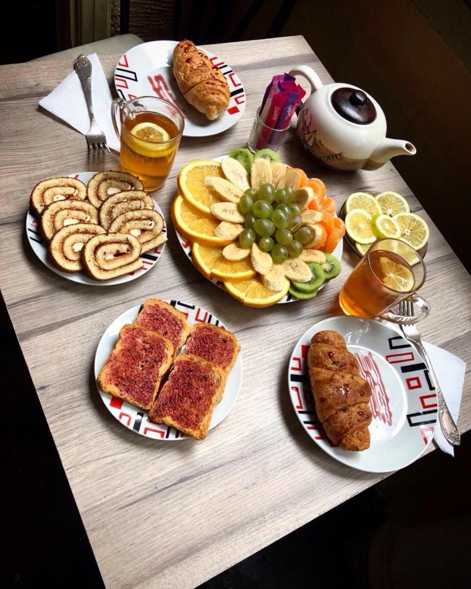 Guest House Ketrin Тбилиси Екстериор снимка