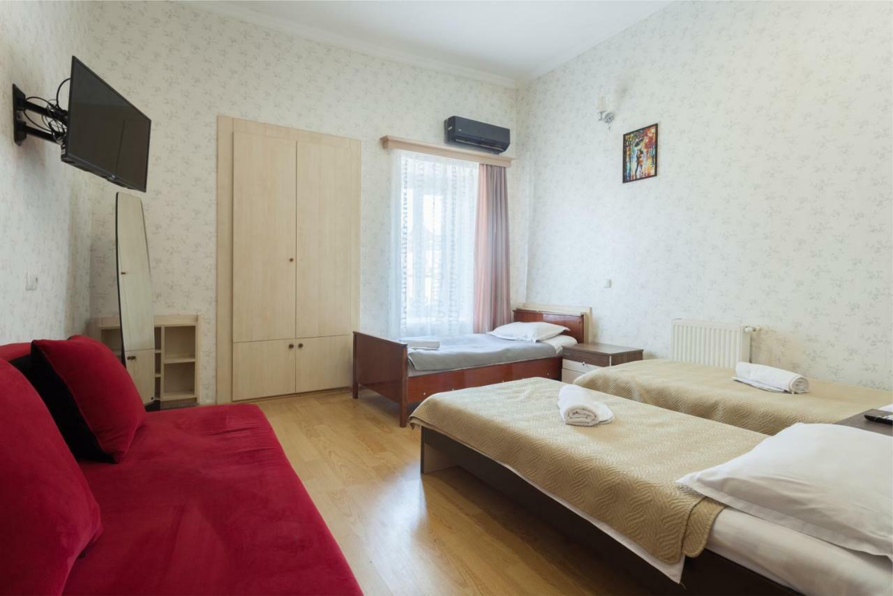 Guest House Ketrin Тбилиси Екстериор снимка