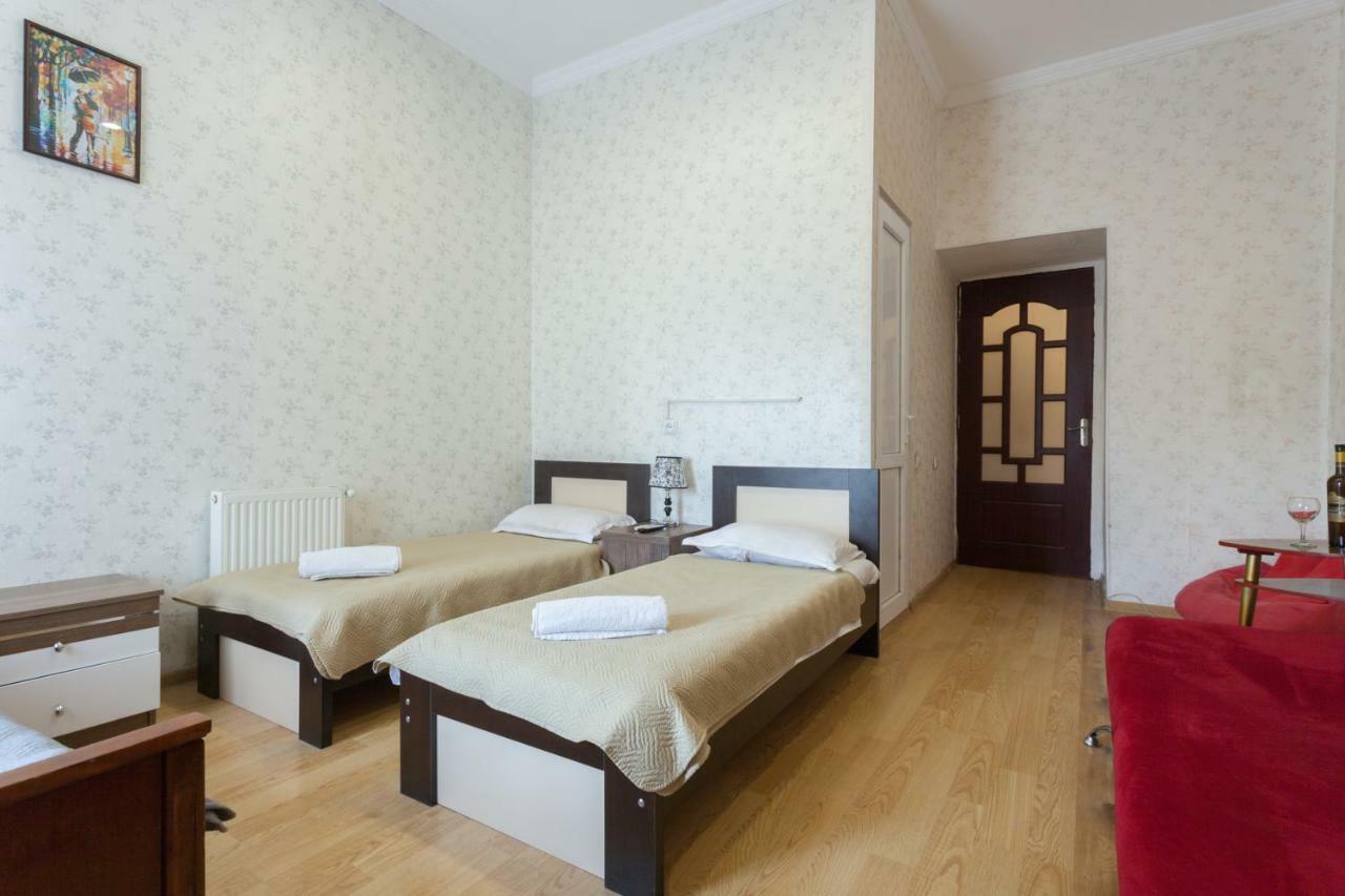 Guest House Ketrin Тбилиси Екстериор снимка