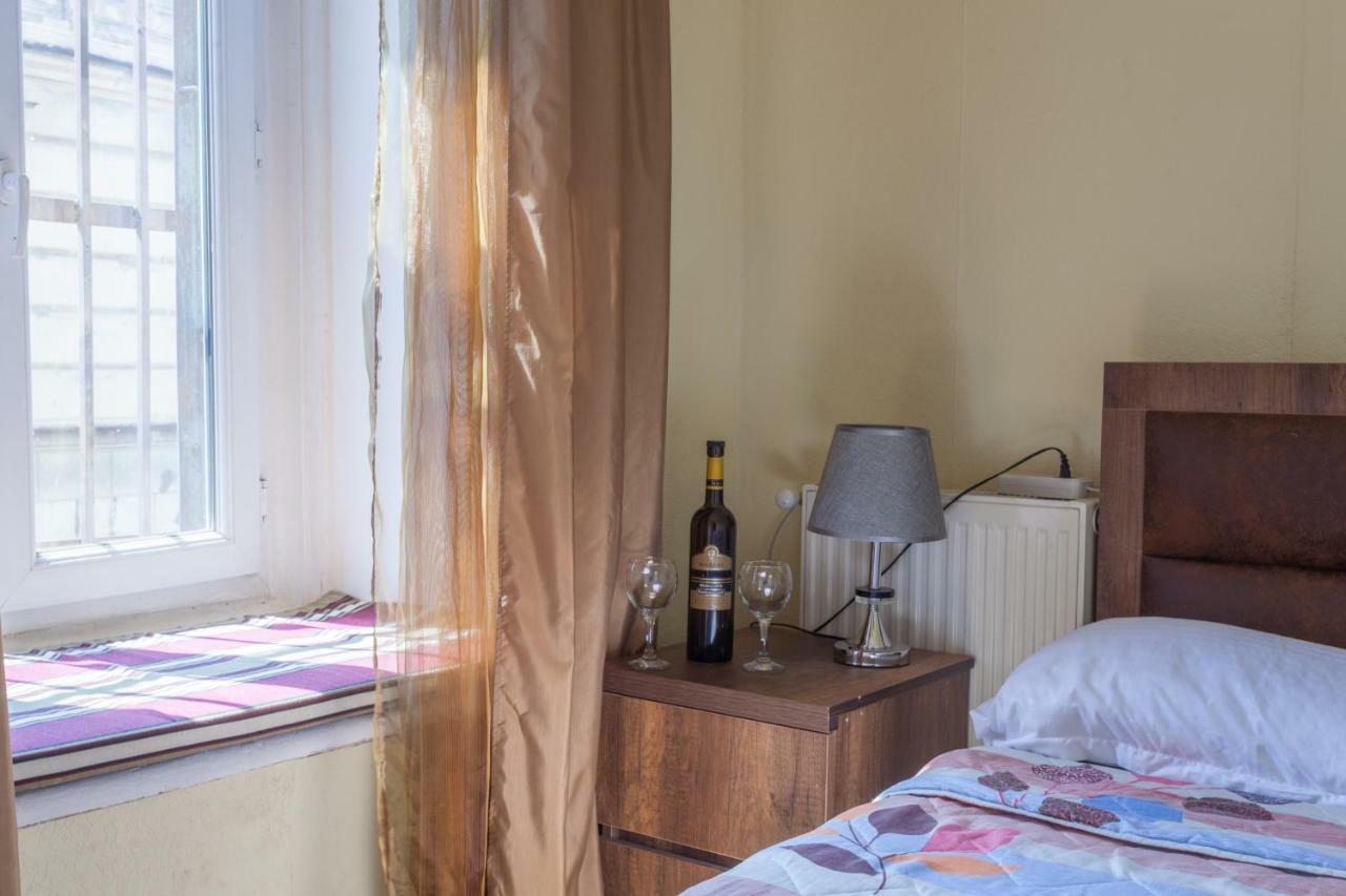 Guest House Ketrin Тбилиси Екстериор снимка
