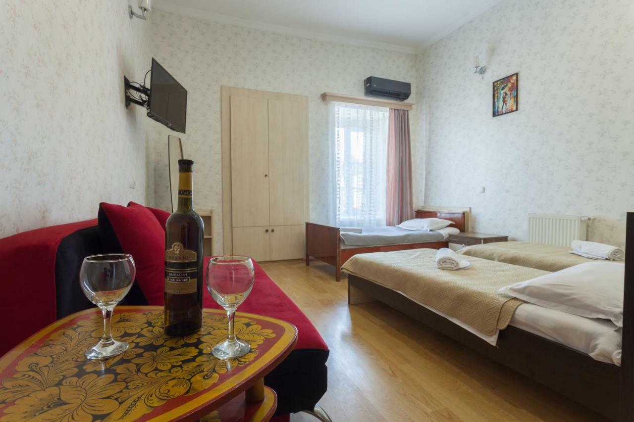 Guest House Ketrin Тбилиси Екстериор снимка