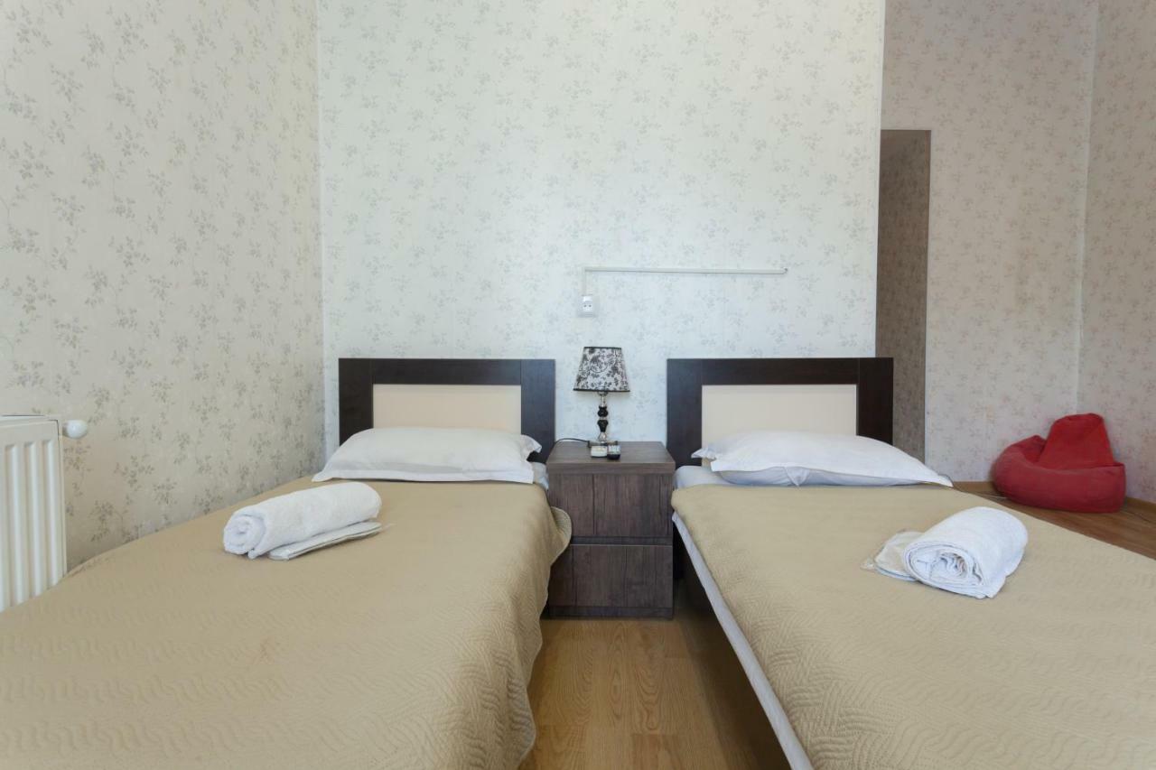 Guest House Ketrin Тбилиси Екстериор снимка